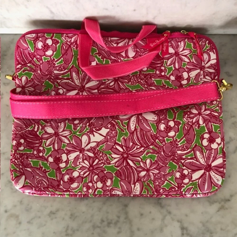 LILLY PULITZER Neoprene Zip Laptop Shoulder Bag Pink Green White Lobster… - Picture 2 of 15